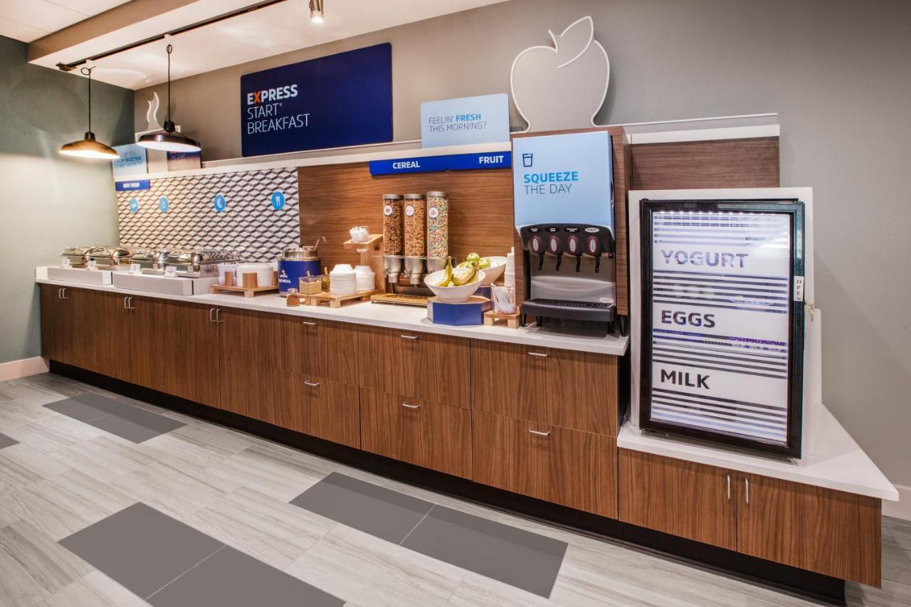Holiday Inn Express & Suites - Springdale - Fayetteville Area Buitenkant foto
