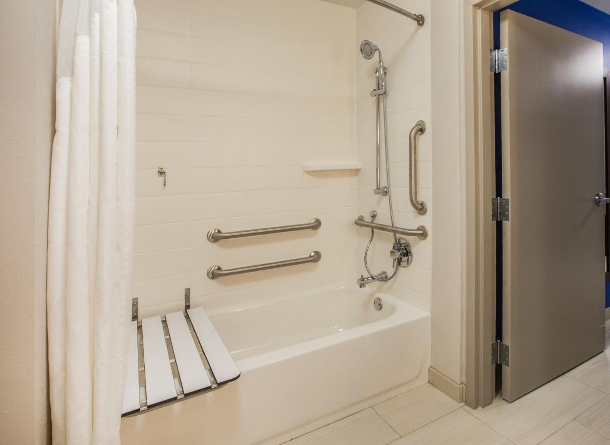 Holiday Inn Express & Suites - Springdale - Fayetteville Area Buitenkant foto